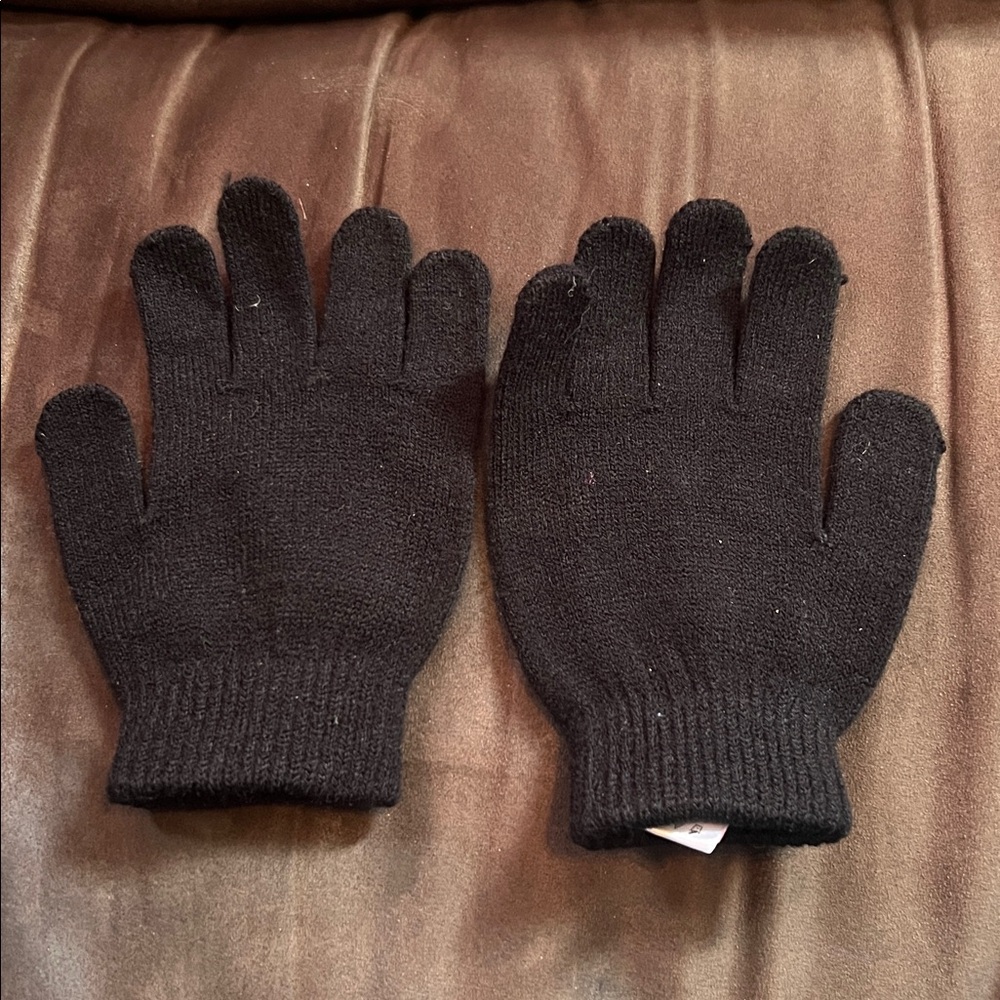 Hello kitty gloves - Picture 3 of 3
